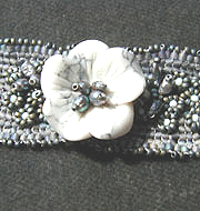 Howlite Flower Bracelet