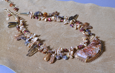Barite Waves Necklace
